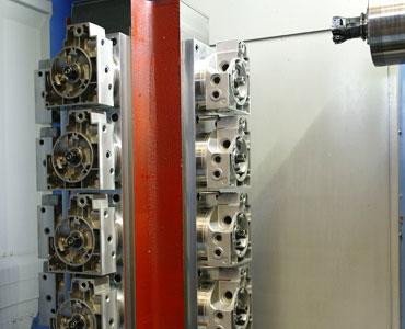P&T Officine meccaniche - p-e-t-centro-orizzontale-2-cover